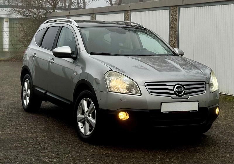 Silber Gebraucht 2008 Nissan Qashqai +2 Tekna SUV | 2.980 € (Teuer) - Bild 1/3