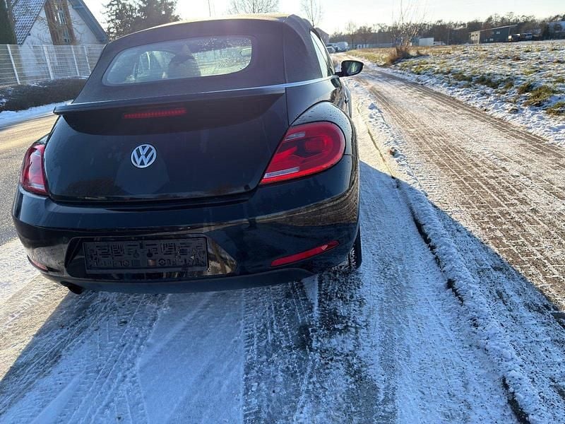Gebraucht VW Beetle 105 PS (77 kW) 2013 Schwarz Kleinwagen