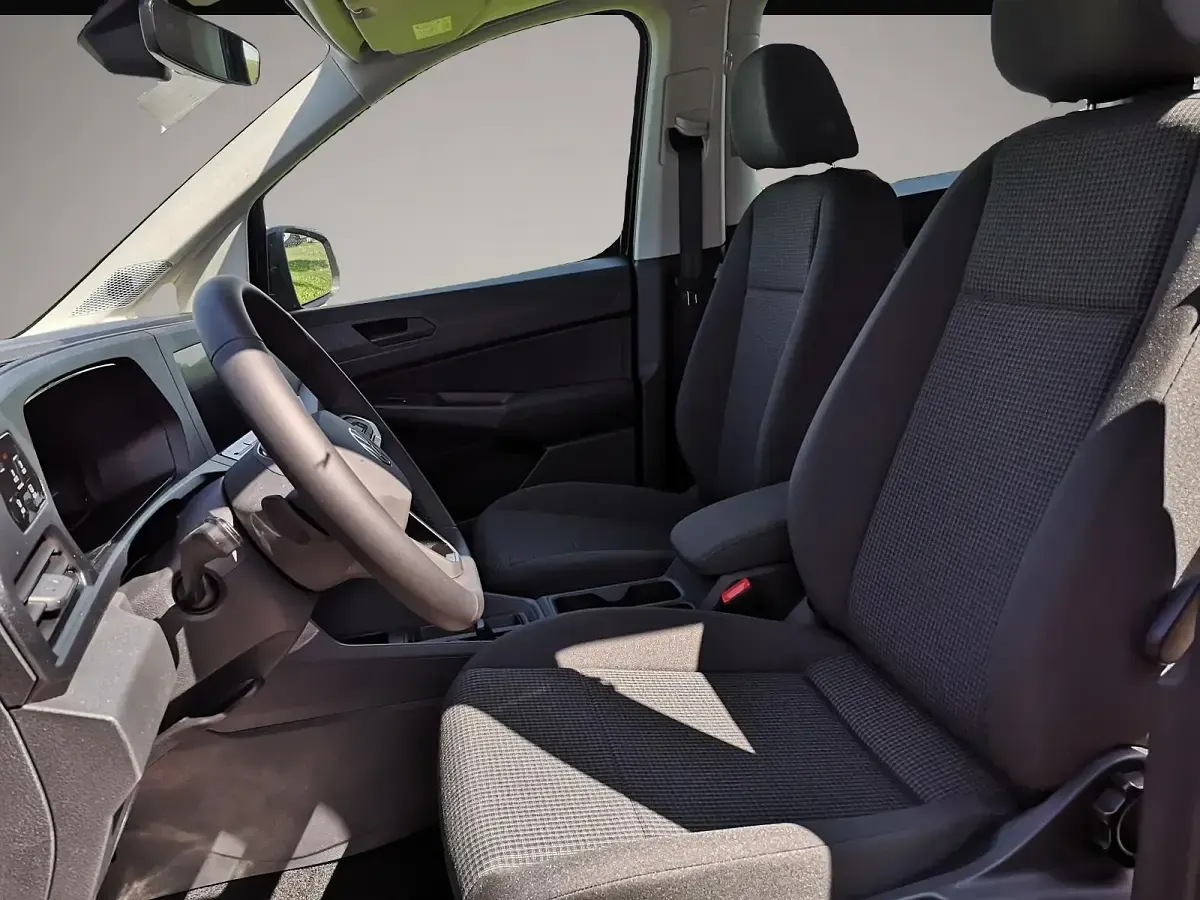 Neu VW Caddy Maxi 122 PS (89 kW) 2025 Grau Van / Kleinbus