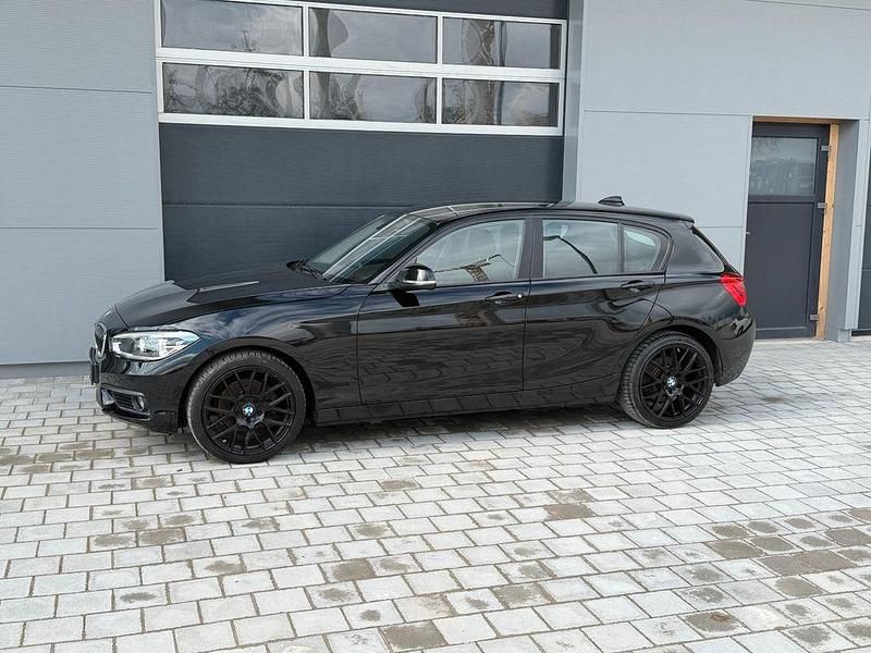 Gebraucht BMW 120 Advantage 184 PS (135 kW) 2018 Schwarz Kleinwagen