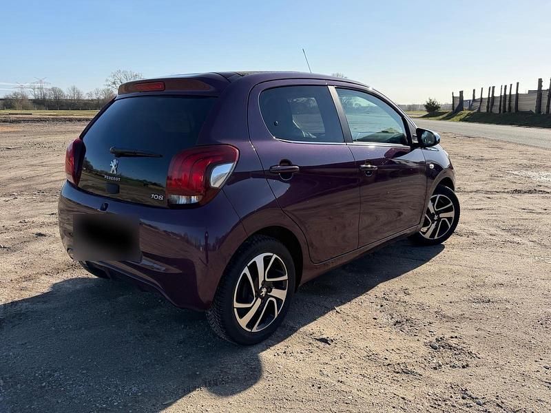 Gebraucht Peugeot 108 72 PS (52 kW) 2018 Andere farben Limousine