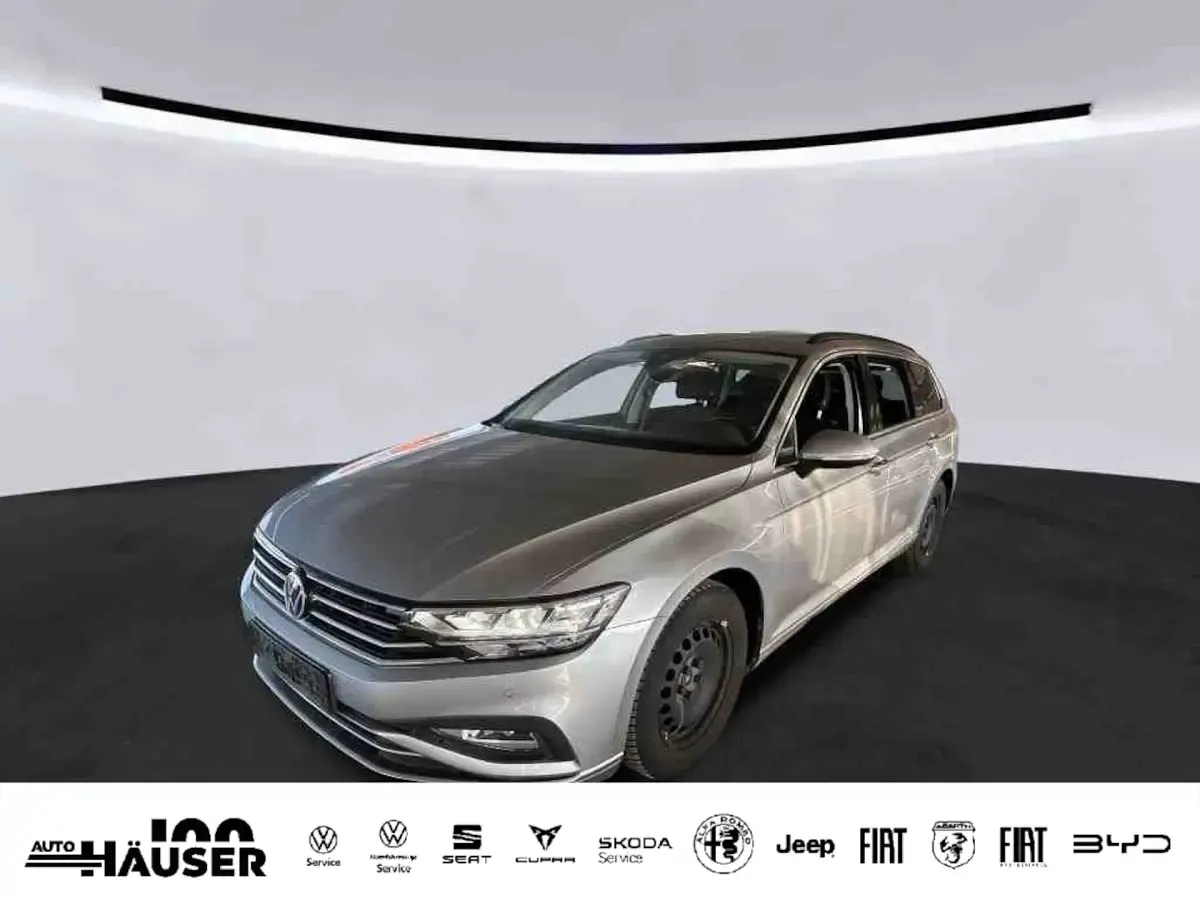Gebraucht VW Passat Business 150 PS (110 kW) 2023 Kombi