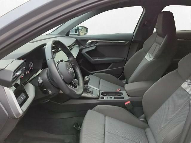 Gebraucht Audi A3 Advanced 150 PS (110 kW) 2022 Andere farbe Limousine