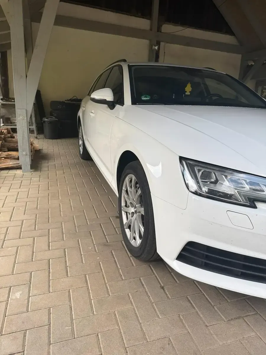 Gebraucht Audi A4 190 PS (139 kW) 2017 Weiß Kombi