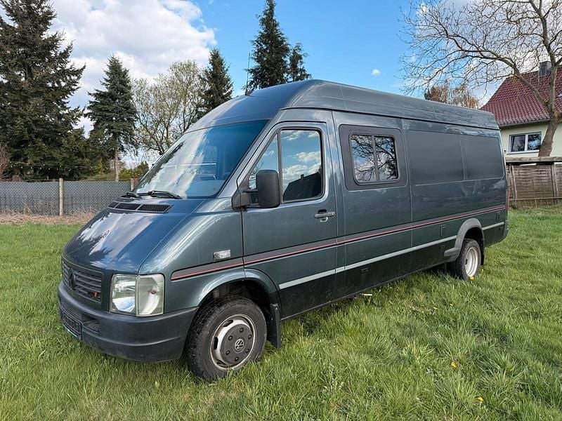 Second-hand VW LT 156 CP (114 kW) 2004 Albastru Berlinǎ