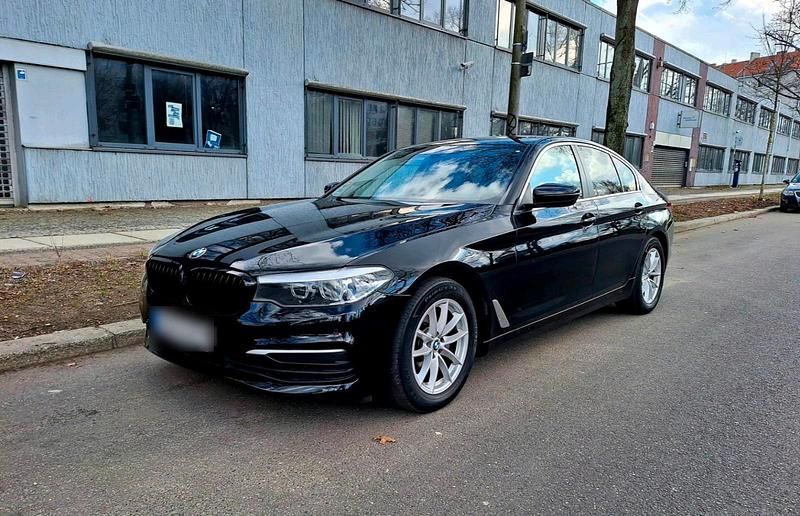 Gebraucht BMW 520 185 PS (136 kW) 2017 Schwarz Limousine