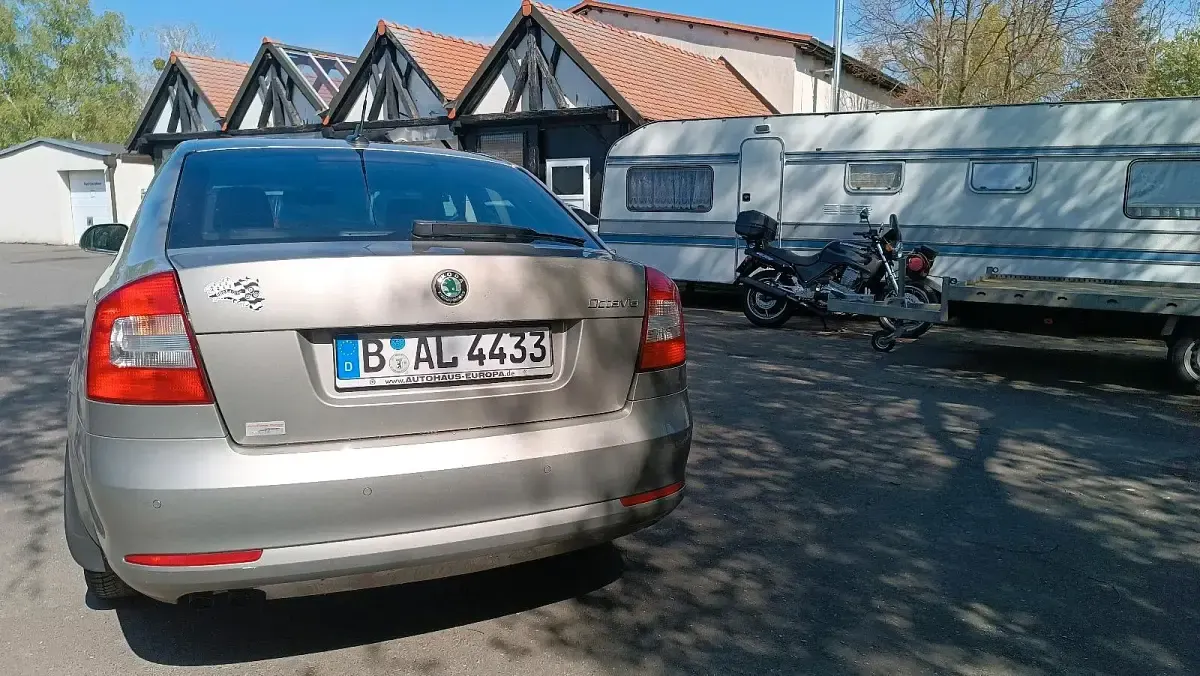 Gebraucht Skoda Octavia 2009 Silber Kombi