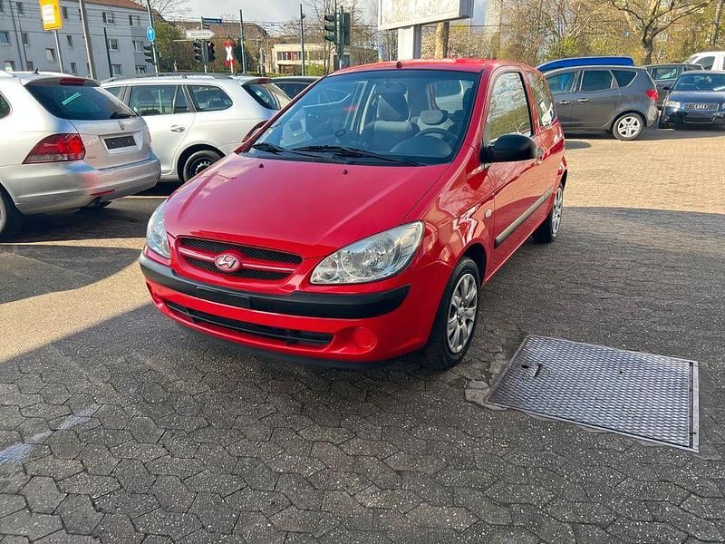 Gebraucht Hyundai Getz Basis 67 PS (49 kW) 2008 Rot Kleinwagen