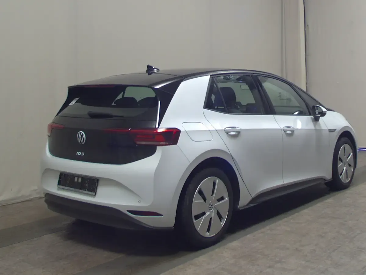 Gebraucht VW ID.3 Pro Performance 150 kW (204 PS) 2023 Weiss Kleinwagen