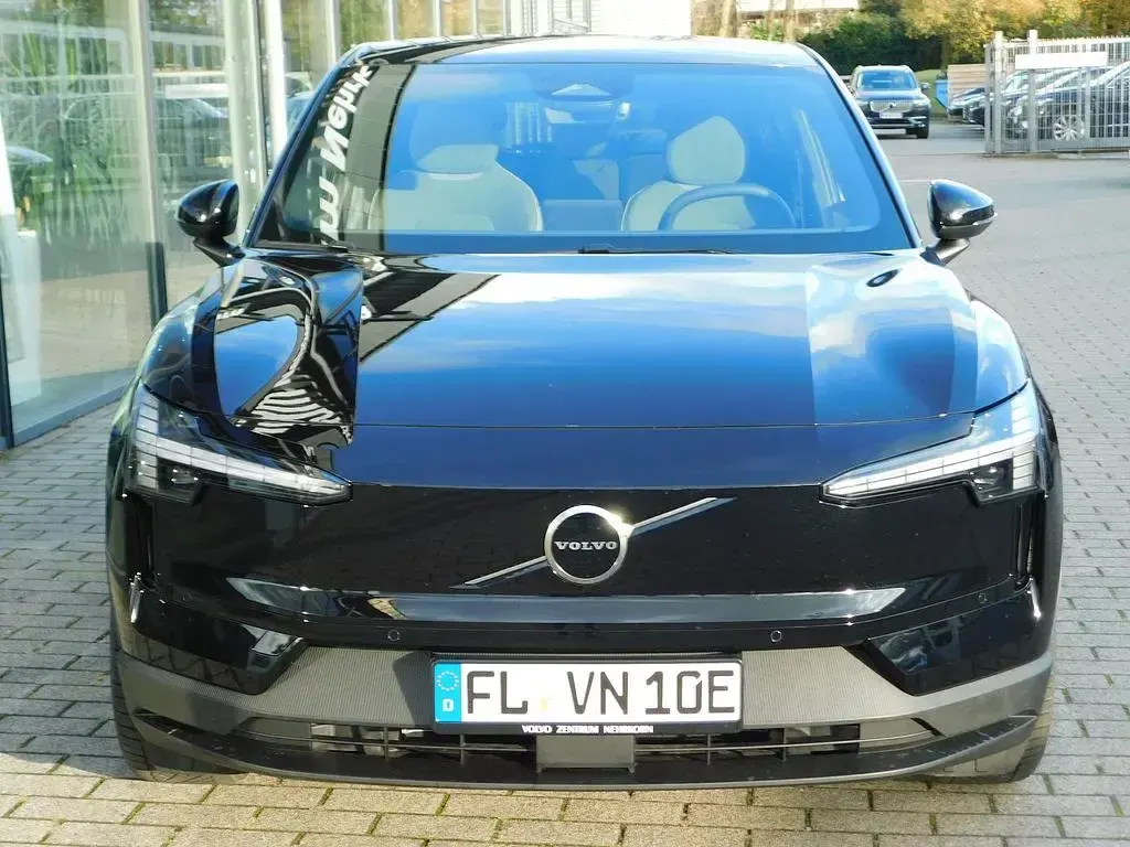 Gebraucht Volvo EX30 Plus 200 kW (272 PS) 2025 Schwarz SUV