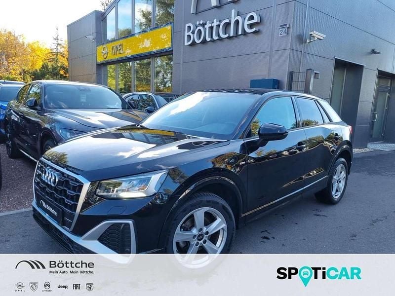 Gebraucht Audi Q2 S-Line 110 PS (80 kW) 2024 Mythosschwarz metallic SUV
