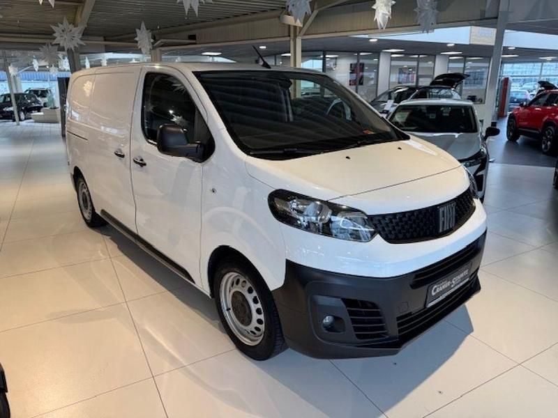 Gebraucht Fiat Scudo 144 PS (105 kW) 2022 Weiß Van