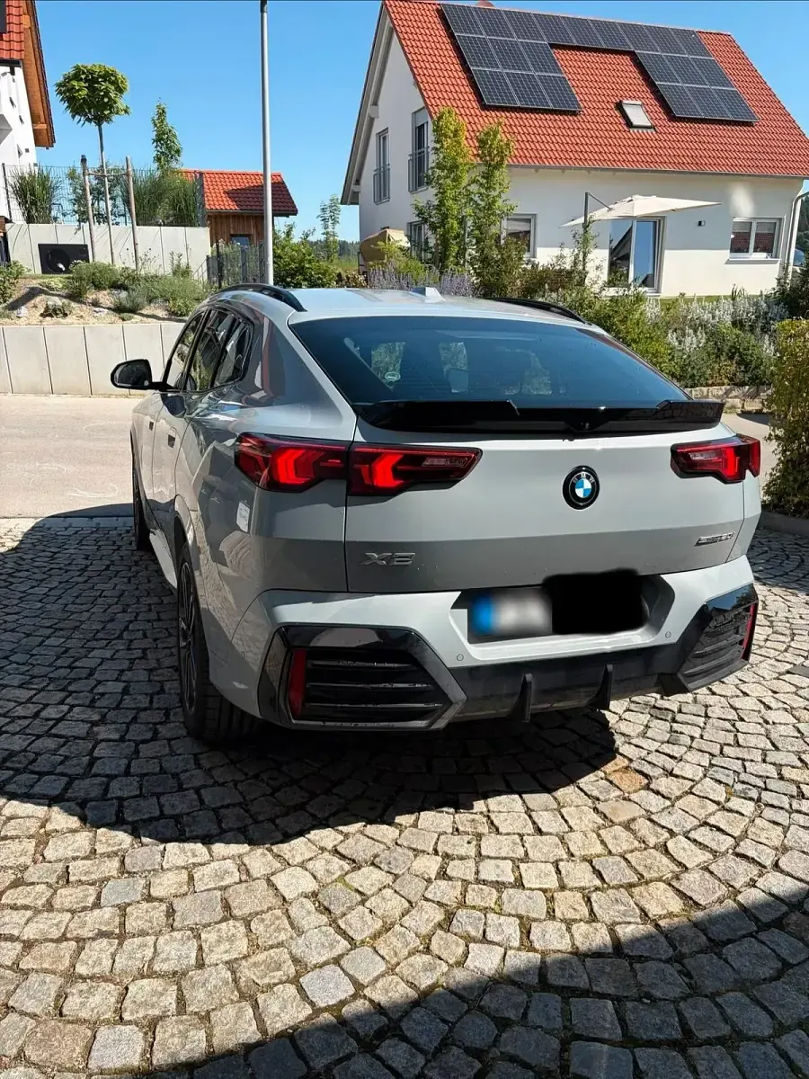 Gebraucht BMW X2 M Sport 156 PS (114 kW) 2025 Grau SUV