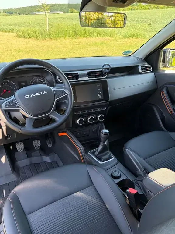 Gebraucht Dacia Duster Extreme 116 PS (85 kW) 2023 Grau SUV