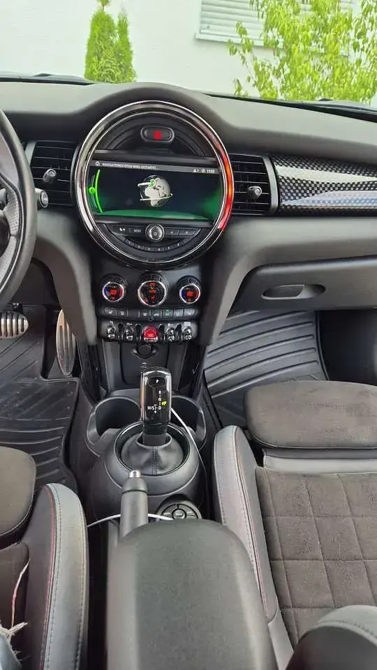 Gebraucht Mini John Cooper Works 178 PS (130 kW) 2020 Grau Kleinwagen