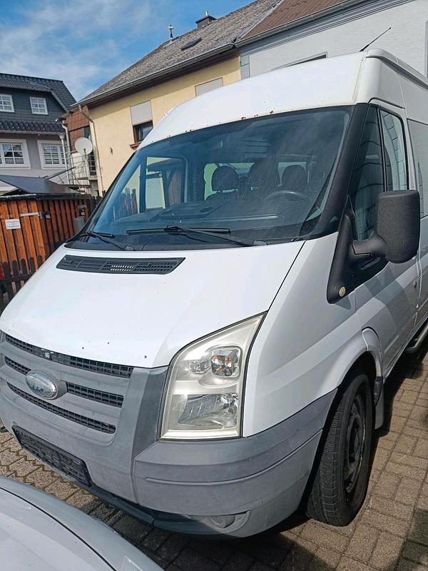 Weiß Gebraucht 2007 Ford Transit Van / Kleinbus | 3.900 € - Bild 1/4