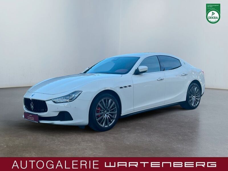 Weiß Gebraucht 2016 Maserati Ghibli Coupé | 32.980 € (Fairer Preis) - Bild 1/4