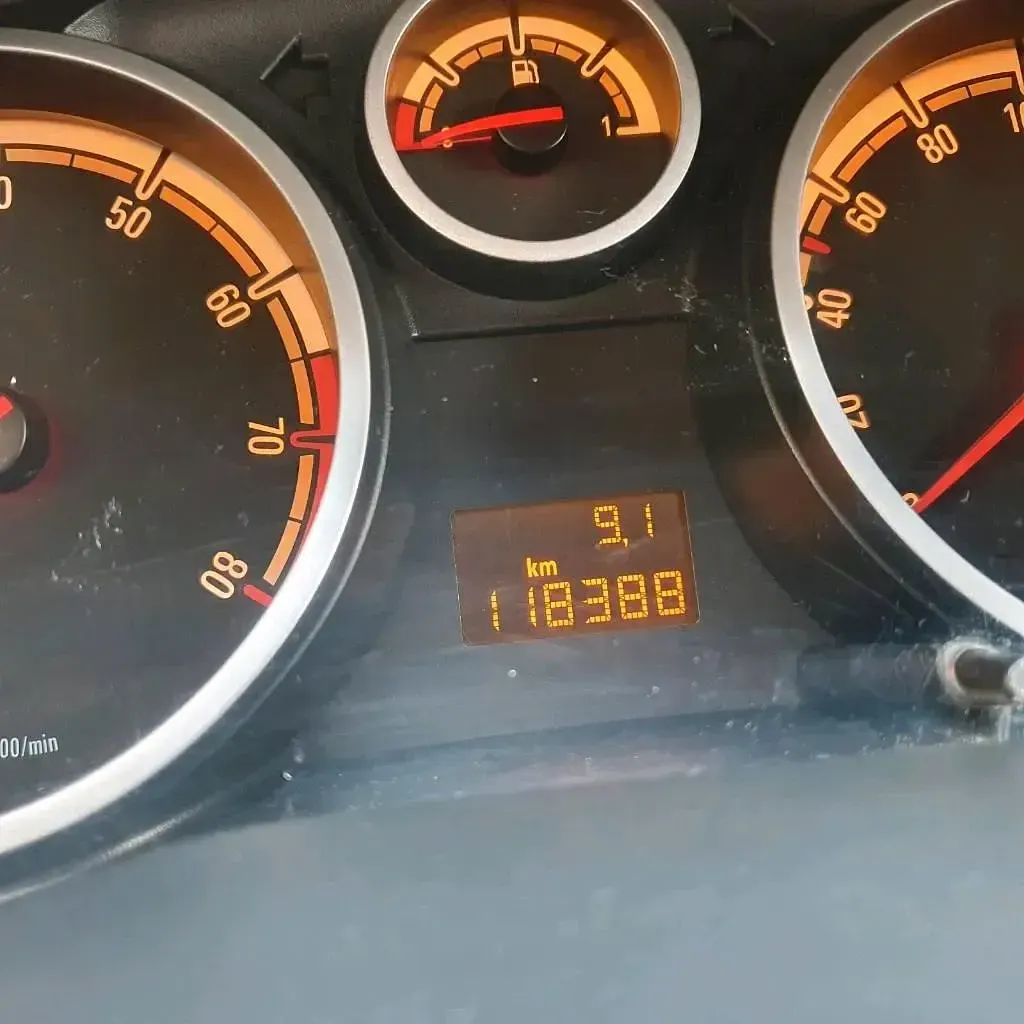 Gebraucht Opel Corsa 80 PS (58 kW) 2009 Schwarz Kleinwagen