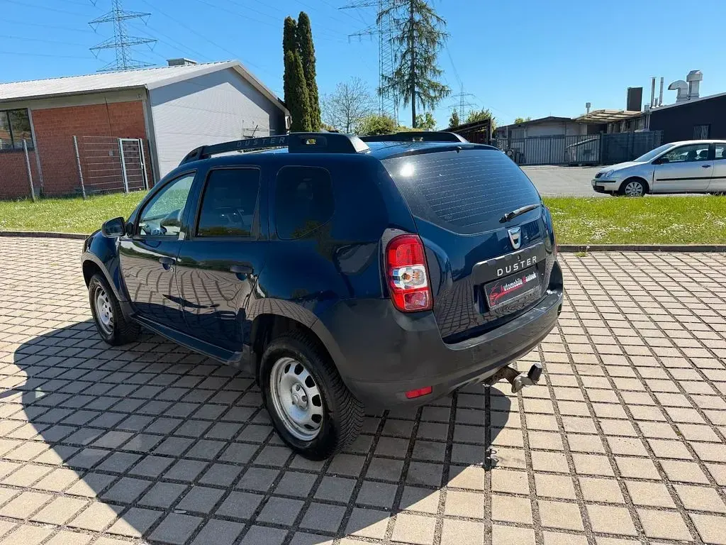 Używany Dacia Duster Ice 90 KM (66 kW) 2014 Niebieski SUV