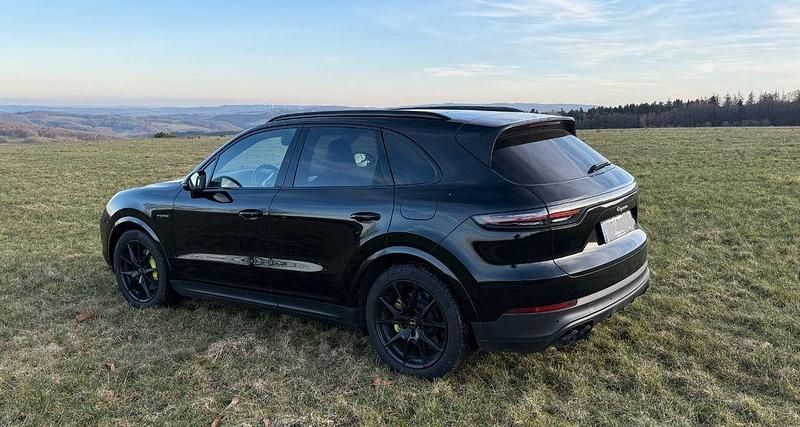 Gebraucht Porsche Cayenne Platinum Edition 462 PS (339 kW) 2022 Schwarz SUV