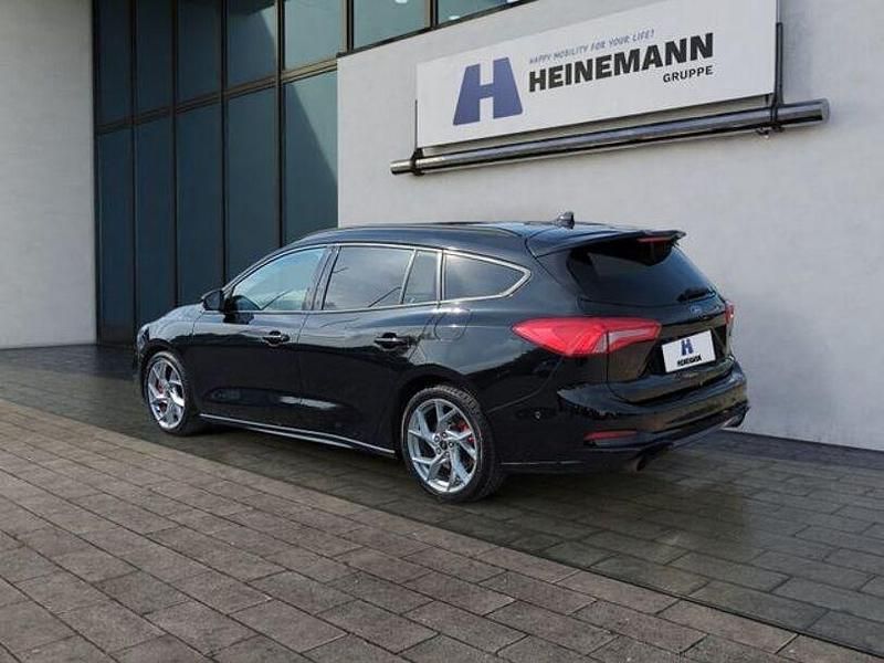 Gebraucht Ford Focus ST 280 PS (205 kW) 2021 Schwarz Limousine