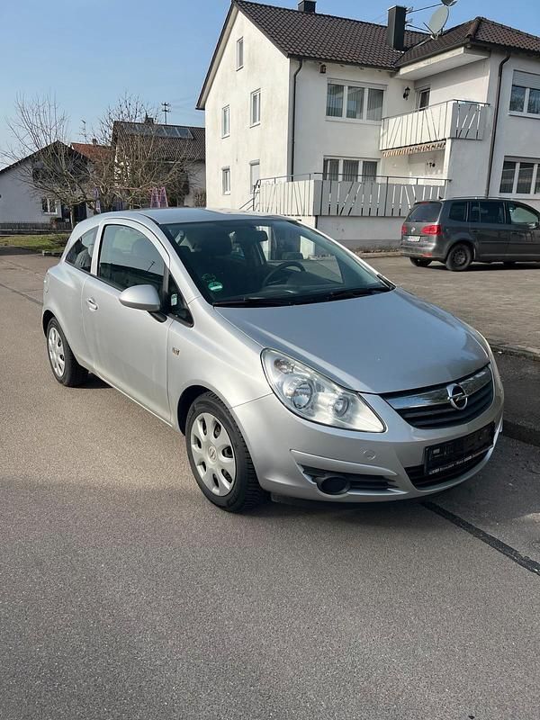 Gebraucht Opel Corsa 80 PS (58 kW) 2009 Silber Kleinwagen