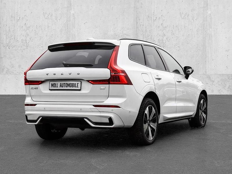 Gebraucht Volvo XC60 Plus 398 PS (292 kW) 2023 Weiss SUV