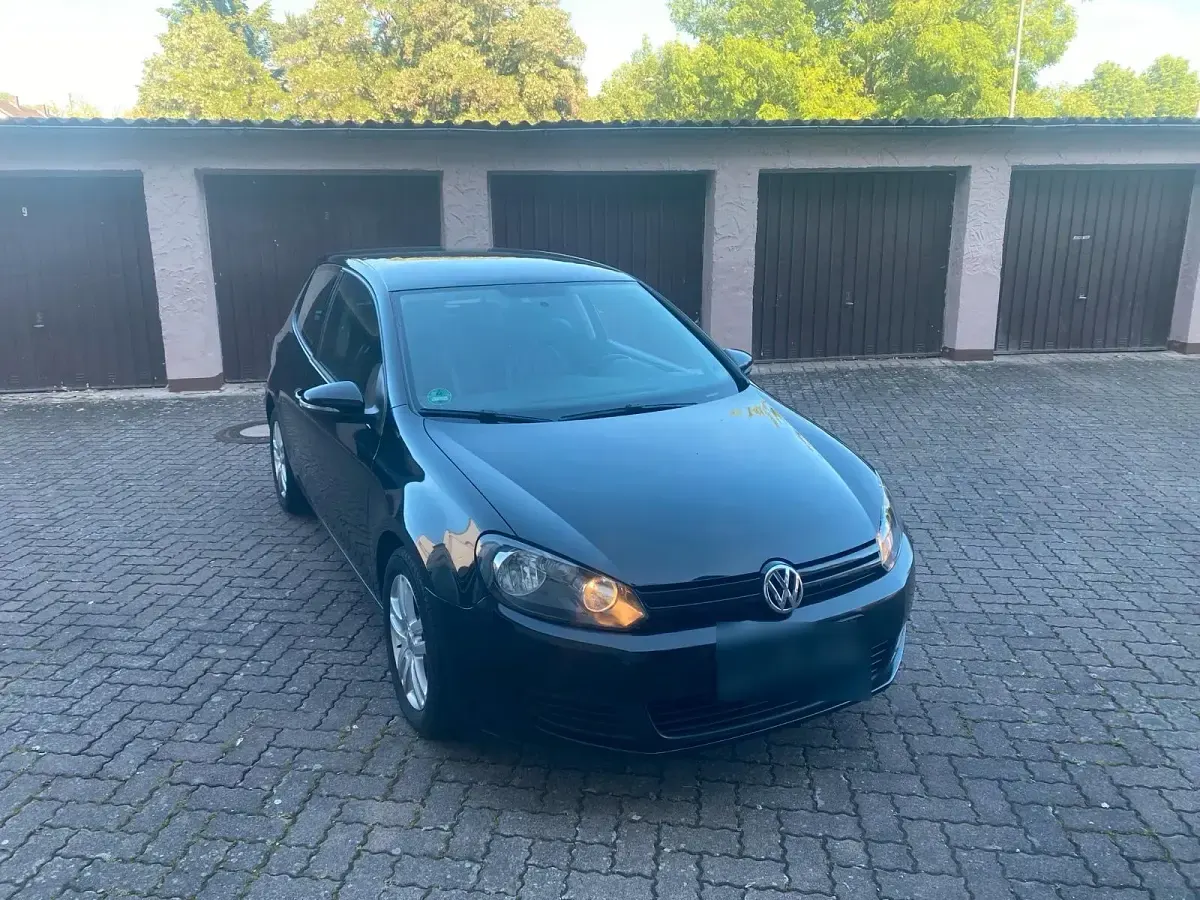 Gebraucht VW Golf VI 80 PS (58 kW) 2009 Schwarz Kleinwagen