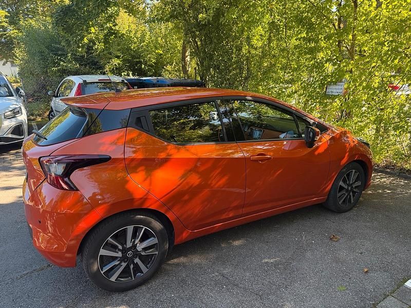 Orange Gebraucht 2017 Nissan Micra Kleinwagen | 9.450 € - Bild 1/4