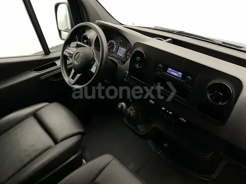 Gebraucht Mercedes Sprinter 190 PS (139 kW) 2021 Blau Van