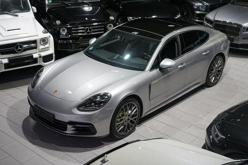 Silber Gebraucht 2020 Porsche Panamera 4 Edition Limousine | 52.888 € (Guter Preis) - Bild 1/4