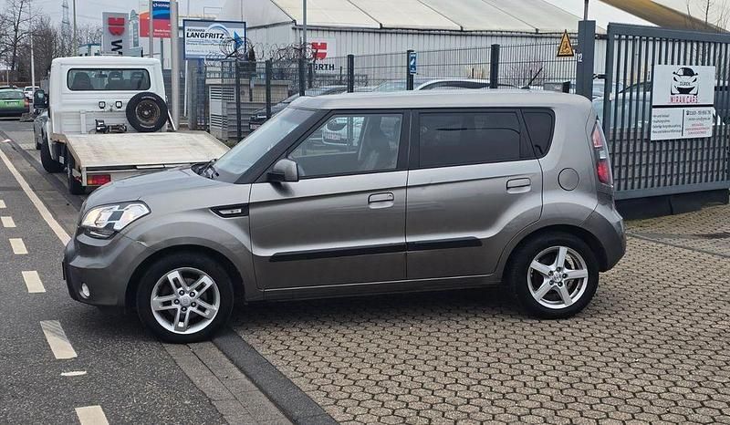 Gebraucht Kia Soul 116 PS (85 kW) 2009 Silber SUV
