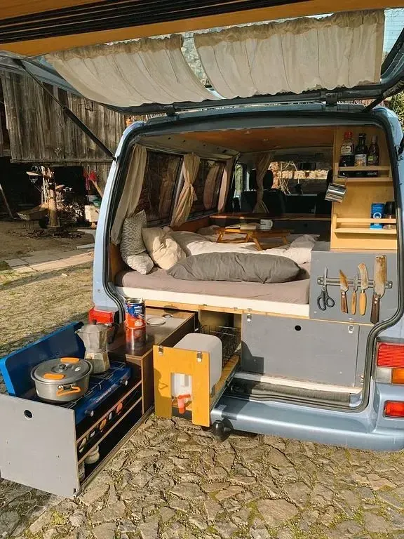 Second-hand VW Caravelle 116 CP (85 kW) 1997 Albastru Van