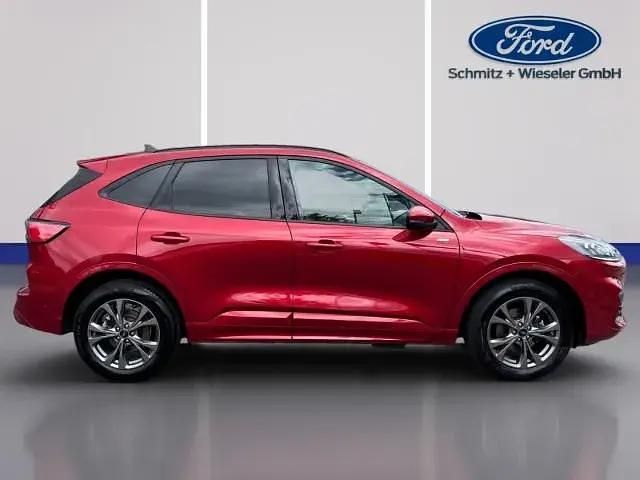Gebraucht Ford Kuga ST-Line X 224 PS (164 kW) 2022 Lucidrot metallic SUV