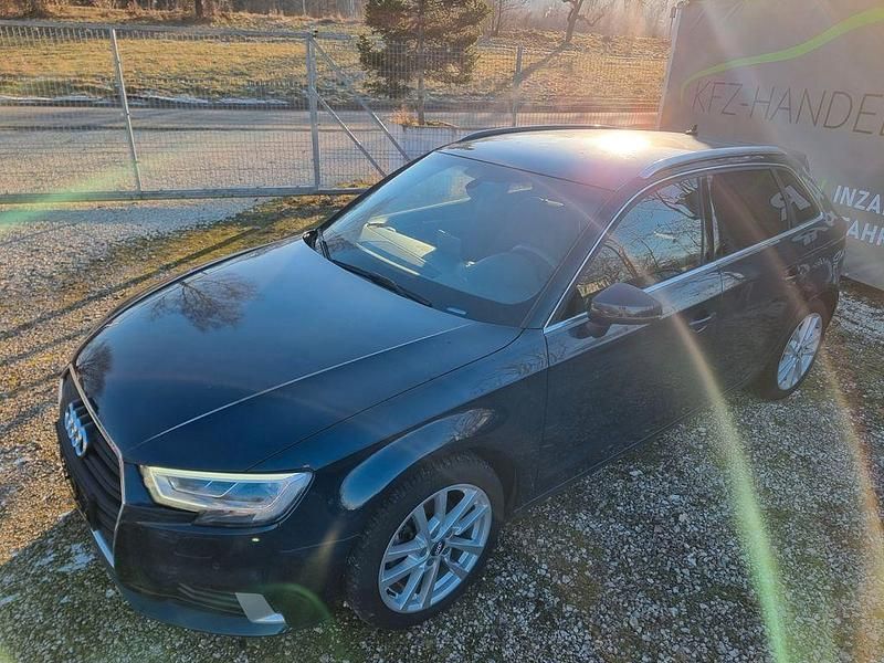Second-hand Audi A3 Sport 131 CP (96 kW) 2019 Albastru Berlinǎ
