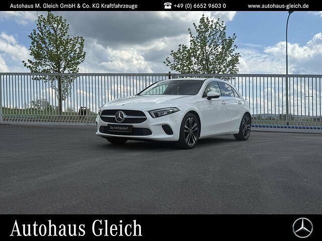 Gebraucht Mercedes A200 Edition 1 163 PS (119 kW) 2020 Polarweiss  unilack Limousine