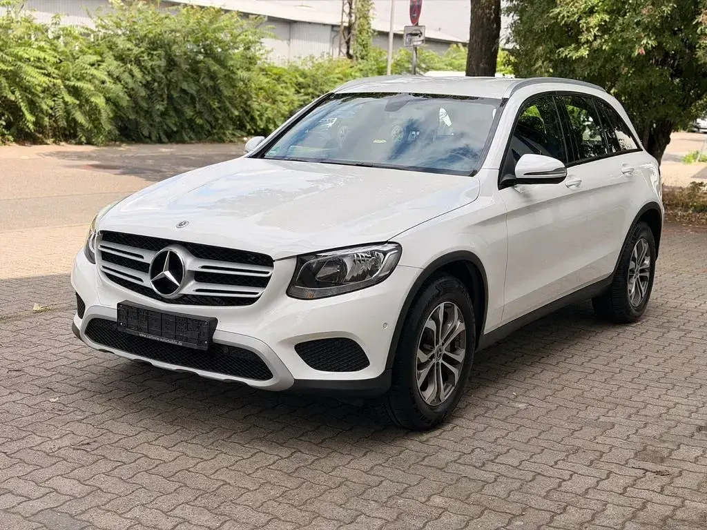 Gebraucht Mercedes GLC220 170 PS (125 kW) 2017 Weiß SUV