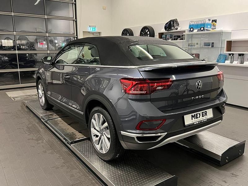 Neu VW T-Roc Cabriolet Goal 150 PS (110 kW) 2025 Rauchgrau metallic / schwarz Cabrio