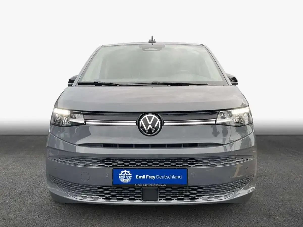 Gebraucht VW Multivan Life 150 PS (110 kW) 2026 Grau Van / Kleinbus
