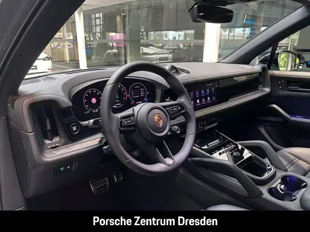 Neu Porsche Cayenne 471 PS (346 kW) 2026 Arktikgrau SUV