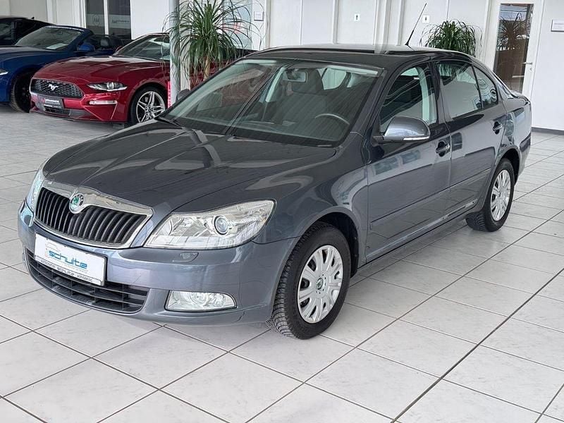 Gebraucht Skoda Octavia 102 PS (75 kW) 2009 Grau Limousine