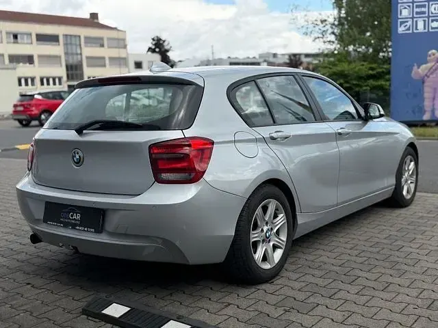 Gebraucht BMW 116 136 PS (100 kW) 2012 Silber Kleinwagen