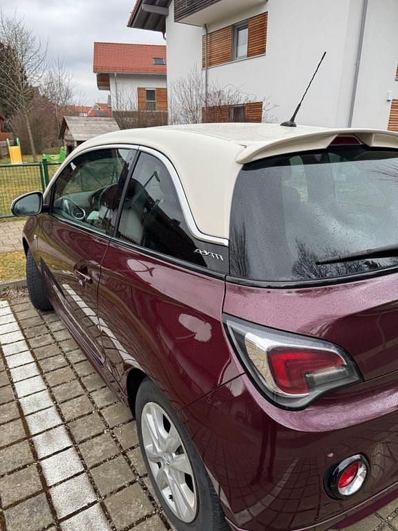 Gebraucht Opel Adam Glam 90 PS (66 kW) 2016 Rot Kleinwagen