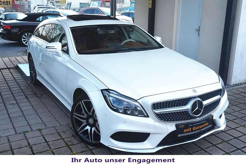 Diamantweiß bright Gebraucht 2016 Mercedes CLS500 AMG line Coupé | 32.650 € (Fairer Preis) - Bild 1/4