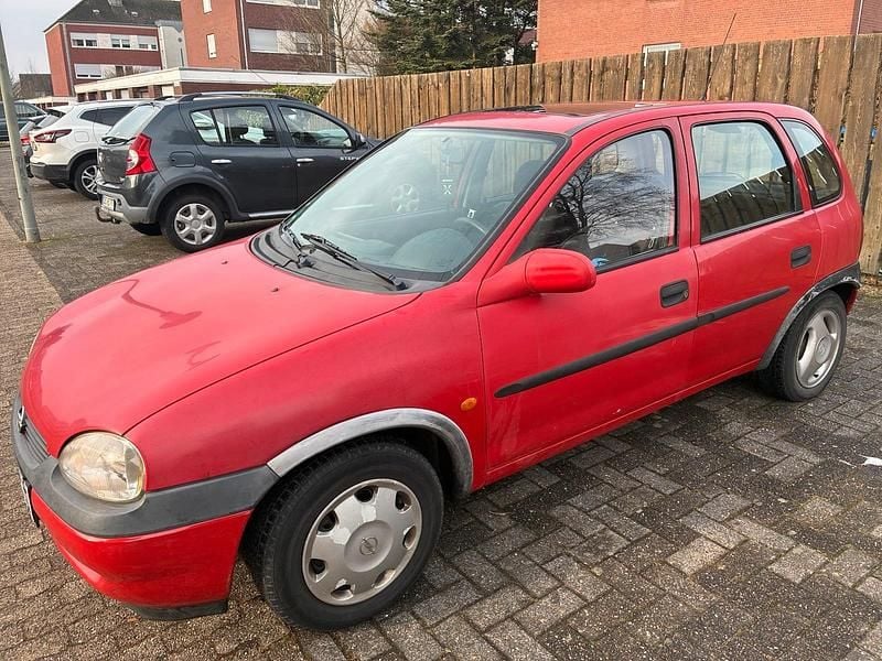 Rot Gebraucht 1997 Opel Corsa Kleinwagen | 450 € (Guter Preis) - Bild 1/4