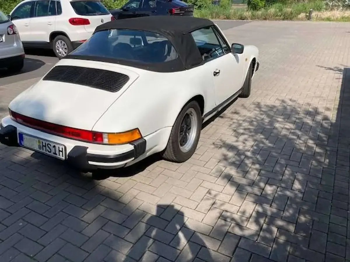 Gebraucht Porsche 911SC 204 PS (150 kW) 1983 Weiß Cabrio