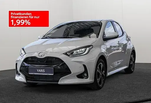 Neu Toyota Yaris Hybrid 116 PS (85 kW) 2025 Weiß Limousine