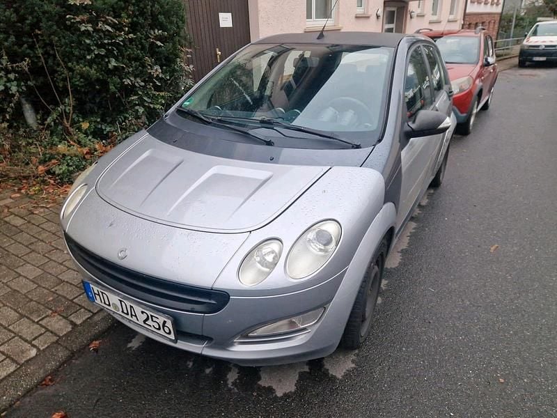 Silber Gebraucht 2005 Smart ForFour Kleinwagen | 260 € (Superpreis) - Bild 1/4