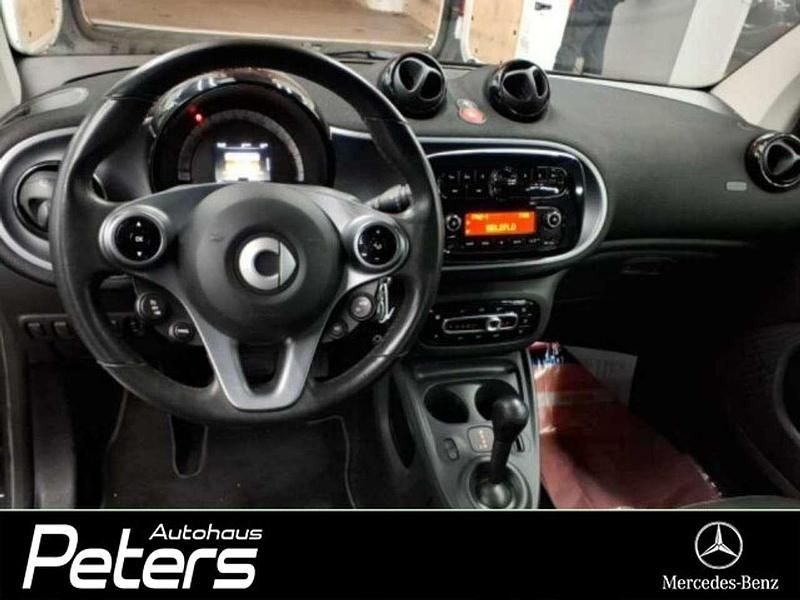 Gebraucht Smart ForTwo Coupé Passion 90 PS (66 kW) 2018 Schwarz Coupé