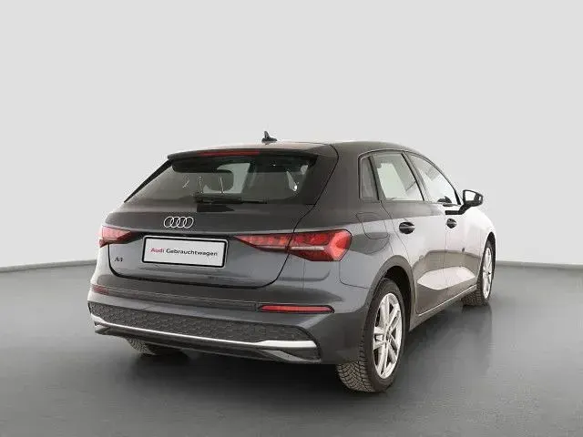 Gebraucht Audi A3 Ambiente 150 PS (110 kW) 2025 Manhattangrau metallic Limousine
